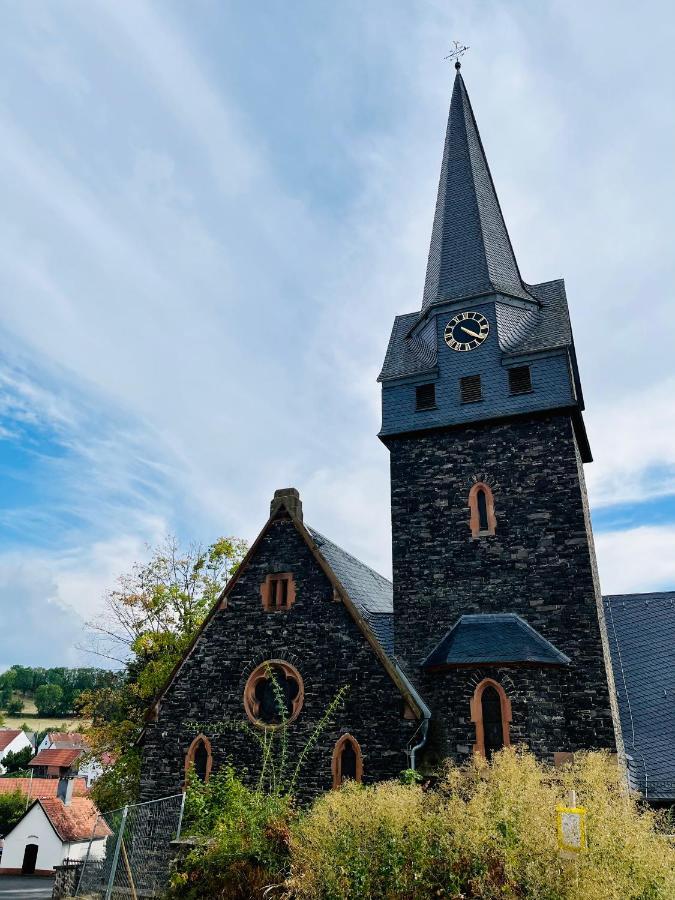 Gesamte Landhaus inklusive Parkplatz auf Grundstück Schotten Exterior foto